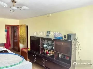 3-комнатная квартира, этаж 3 из 5, 66 м²
