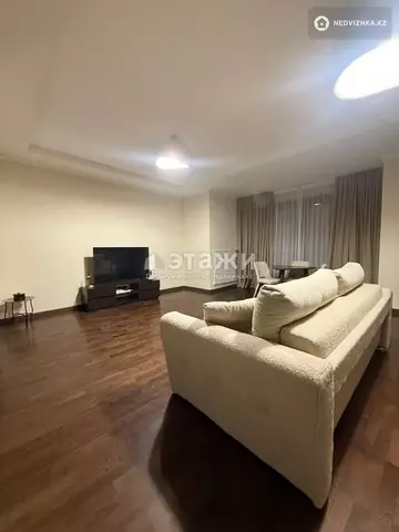 2-комнатная квартира, этаж 2 из 7, 109 м², на длительный срок