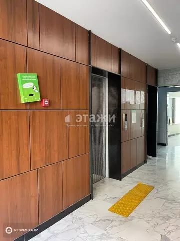 2-комнатная квартира, этаж 11 из 12, 60 м², на длительный срок