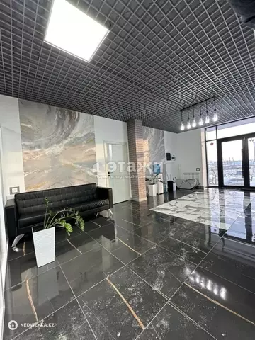 Офисное помещение, этаж 1 из 9, 141 м²