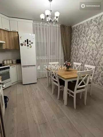 2-комнатная квартира, этаж 5 из 5, 55 м²