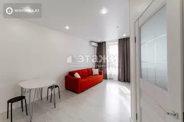 2-комнатная квартира, этаж 4 из 9, 38 м²