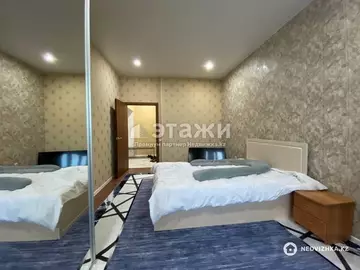 2-комнатная квартира, этаж 4 из 42, 61 м²