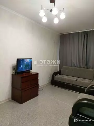 2-комнатная квартира, этаж 1 из 7, 51 м²