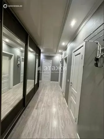 2-комнатная квартира, этаж 8 из 9, 68 м²