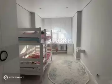 4-комнатная квартира, этаж 12 из 13, 144 м²
