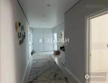 4-комнатная квартира, этаж 12 из 13, 144 м²