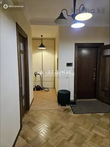 144 м², 4-комнатная квартира, этаж 5 из 10, 144 м², изображение - 0