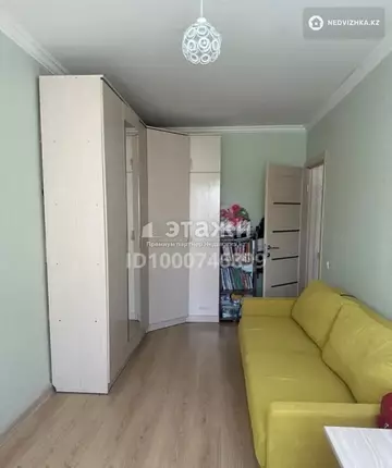 2-комнатная квартира, этаж 2 из 5, 49 м²