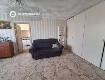 2-комнатная квартира, этаж 3 из 5, 45 м², на длительный срок