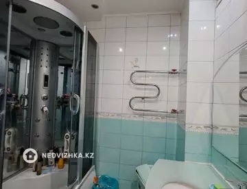 3-комнатная квартира, этаж 8 из 9, 90 м²