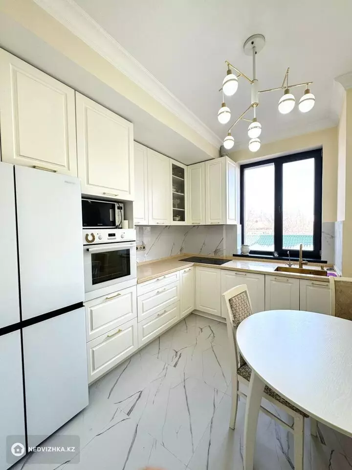 58 м², 2-комнатная квартира, этаж 4 из 10, 58 м², изображение - 1