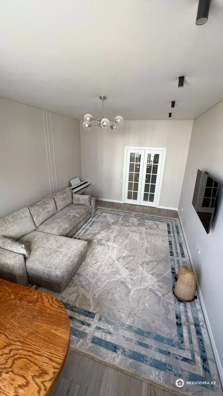 104 м², 3-комнатная квартира, этаж 8 из 9, 104 м², изображение - 1