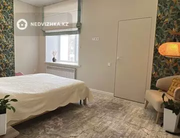 3-комнатная квартира, этаж 8 из 9, 104 м²