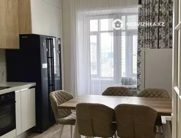 3-комнатная квартира, этаж 8 из 9, 104 м²