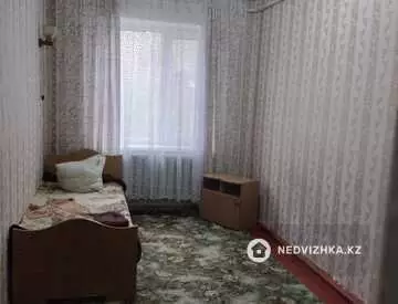 4-комнатная квартира, этаж 1 из 2, 75 м²