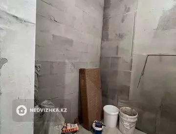 3-комнатная квартира, этаж 2 из 17, 92 м²