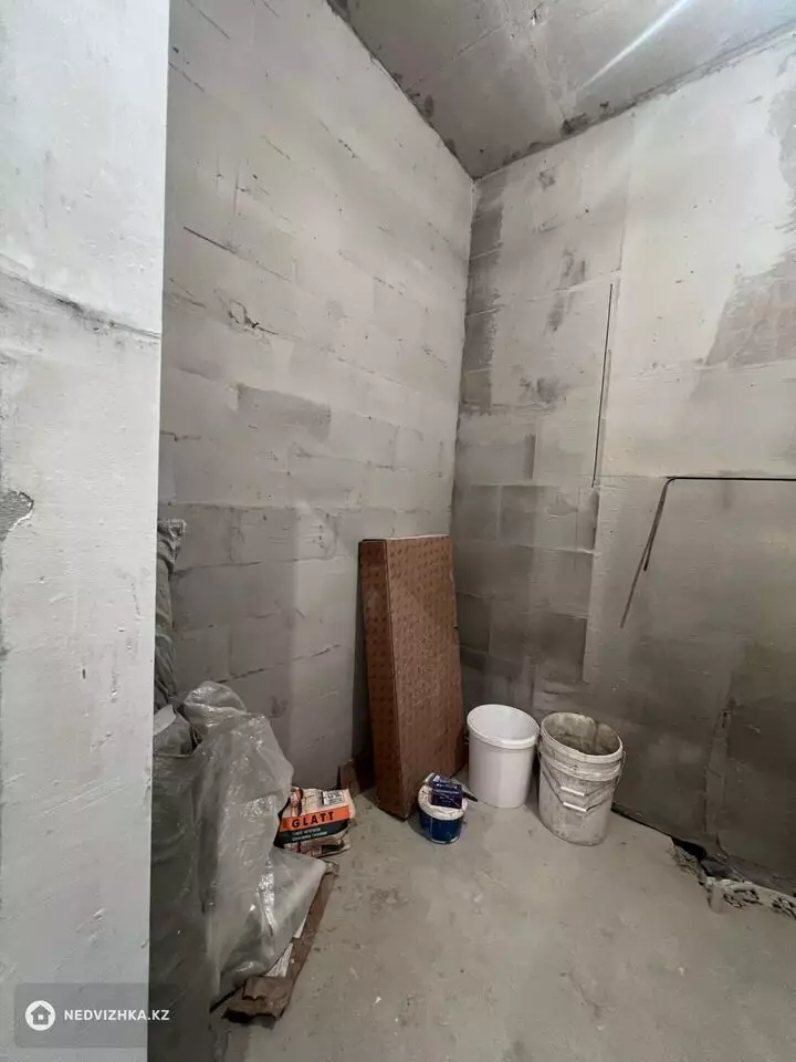 91.8 м², 3-комнатная квартира, этаж 2 из 17, 92 м², изображение - 1