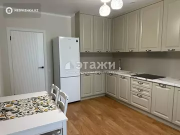 1-комнатная квартира, этаж 13 из 17, 46 м²