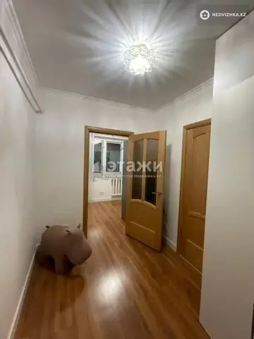 1-комнатная квартира, этаж 3 из 9, 42 м²