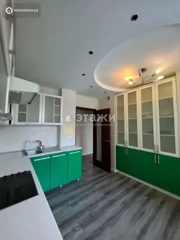 2-комнатная квартира, этаж 3 из 9, 69 м²