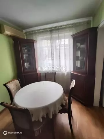 2-комнатная квартира, этаж 4 из 4, 45 м²