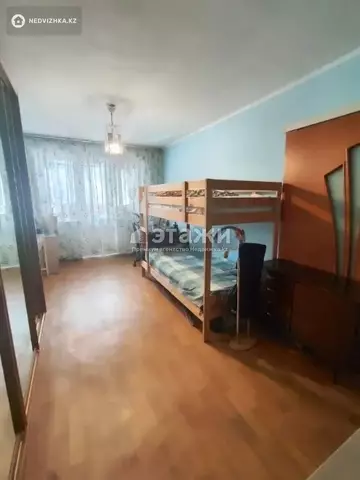2-комнатная квартира, этаж 4 из 4, 45 м²