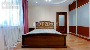 3-комнатная квартира, этаж 12 из 21, 90 м², на длительный срок