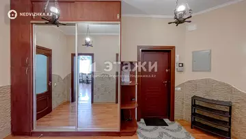 3-комнатная квартира, этаж 12 из 21, 90 м², на длительный срок