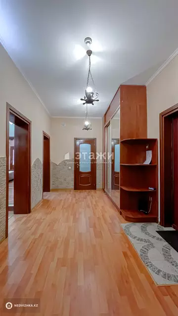 3-комнатная квартира, этаж 12 из 21, 90 м², на длительный срок