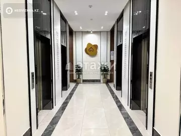 3-комнатная квартира, этаж 9 из 21, 105 м²