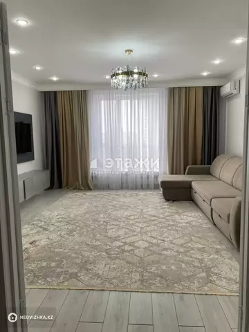 3-комнатная квартира, этаж 9 из 21, 105 м²