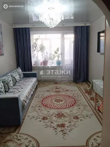 2-комнатная квартира, этаж 4 из 5, 52 м²