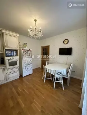 3-комнатная квартира, этаж 3 из 5, 111 м²