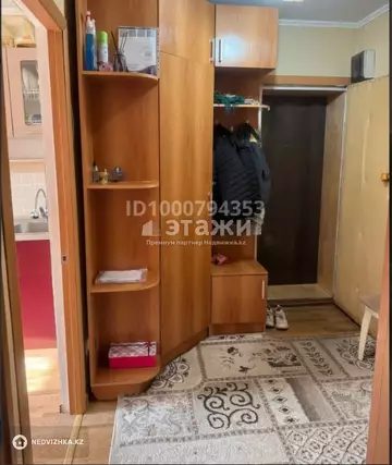 2-комнатная квартира, этаж 3 из 5, 50 м²