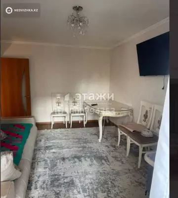 2-комнатная квартира, этаж 3 из 5, 50 м²
