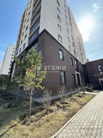 2-комнатная квартира, этаж 8 из 10, 42 м²