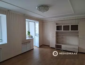 3-комнатная квартира, этаж 3 из 9, 90 м²