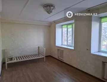 3-комнатная квартира, этаж 3 из 9, 90 м²