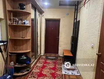3-комнатная квартира, этаж 1 из 1, 100 м²