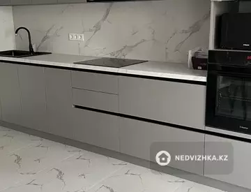 2-комнатная квартира, этаж 5 из 12, 74 м², на длительный срок