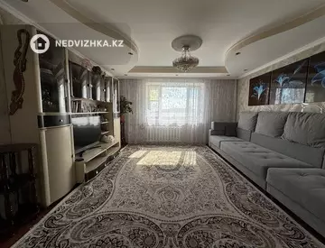 4-комнатная квартира, этаж 7 из 10, 81 м²