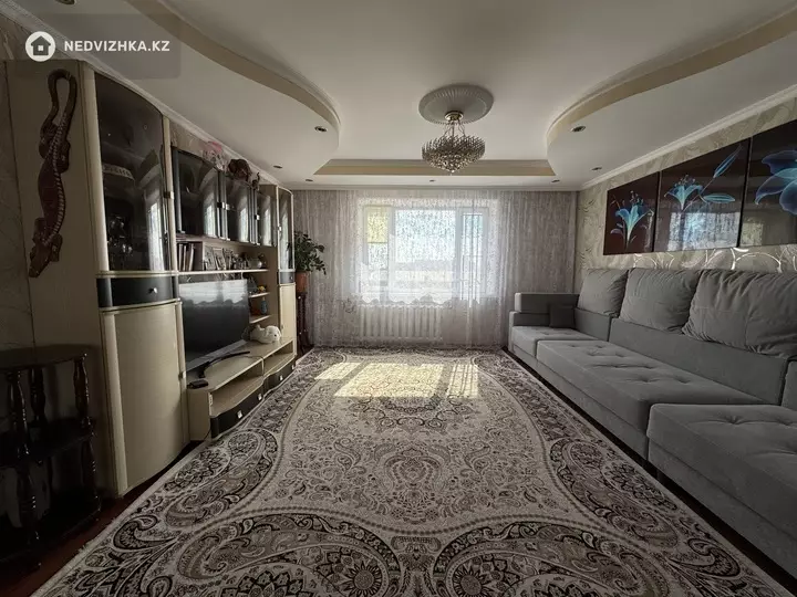 81 м², 4-комнатная квартира, этаж 7 из 10, 81 м², изображение - 1