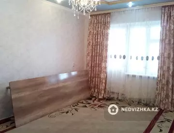 4-комнатная квартира, этаж 5 из 5, 86 м²