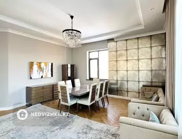 4-комнатная квартира, этаж 6 из 6, 166 м²