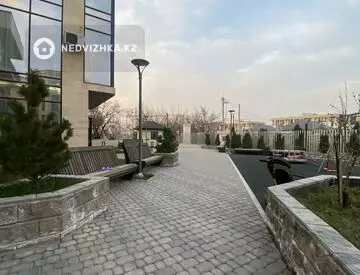 2-комнатная квартира, этаж 1 из 3, 52 м²