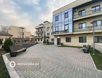 2-комнатная квартира, этаж 1 из 3, 52 м²