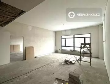 4-комнатная квартира, этаж 8 из 8, 170 м²