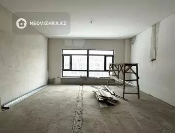 4-комнатная квартира, этаж 8 из 8, 170 м²