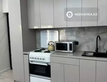 3-комнатная квартира, этаж 3 из 17, 62 м²